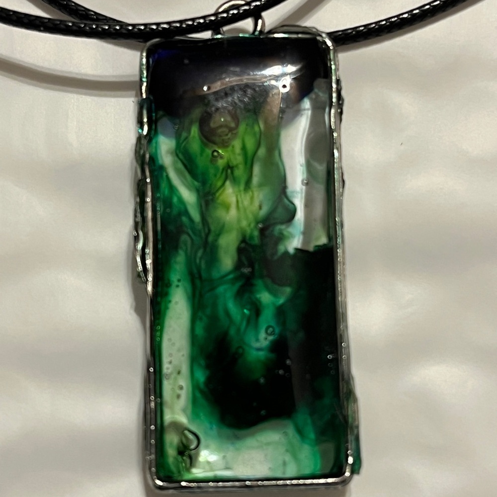 Green, Black & Silver Rectangular Pendant Necklace